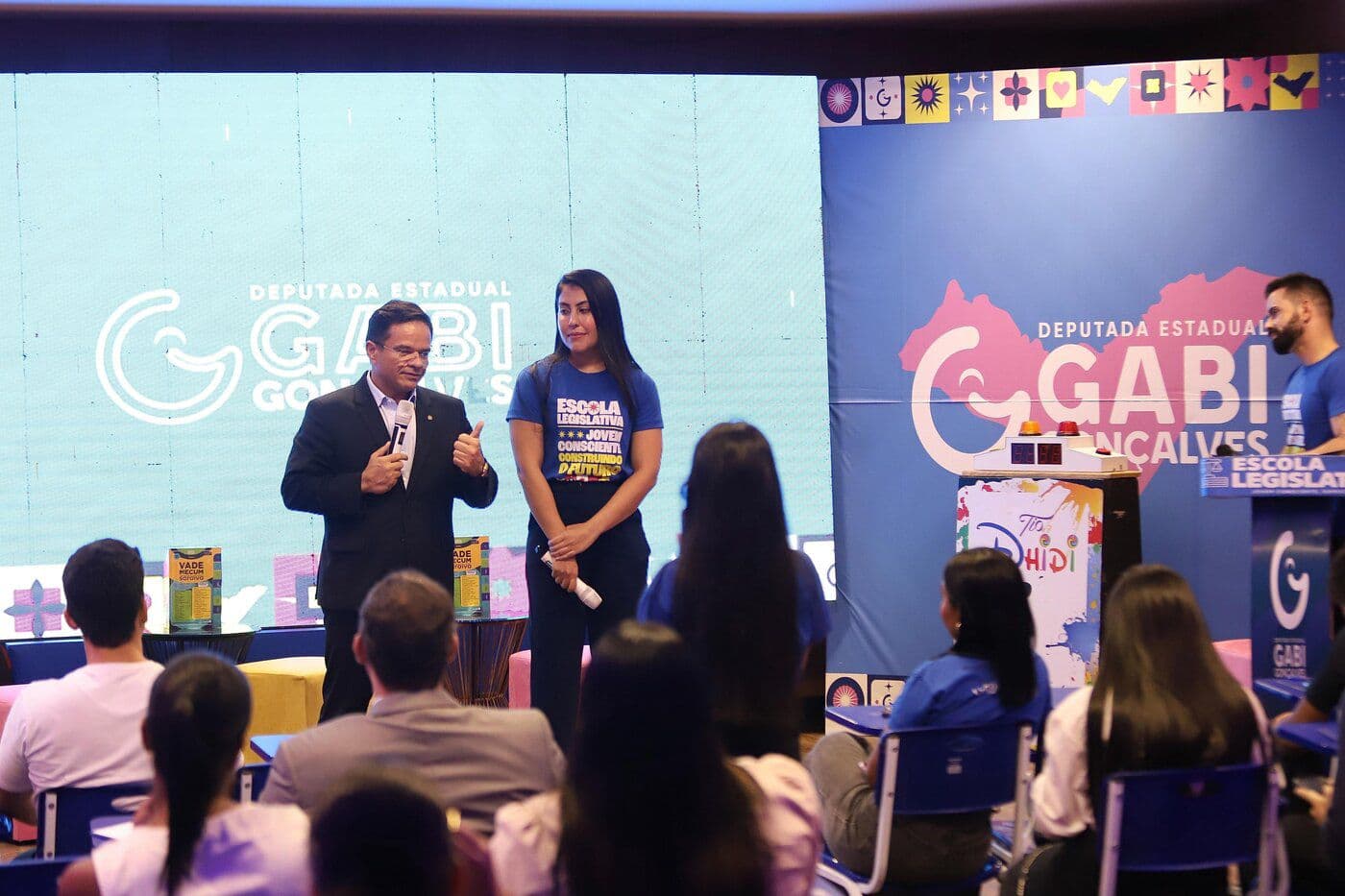 Escola Legislativa da Deputada Gabi Gonçalves capacita jovens na Assembleia Legislativa de Alagoas